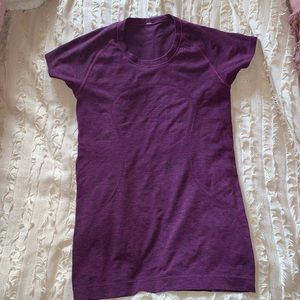 Lululemon athletic tee